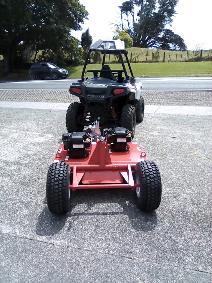 TOW BEHIND MOWER HORT 1000 - Image 4