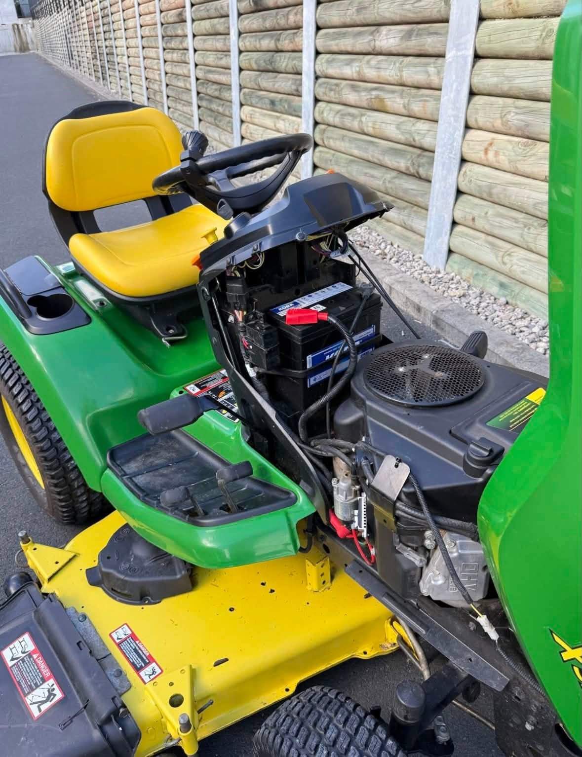 2017 John Deere X570 Ride-On Mower - Image 4