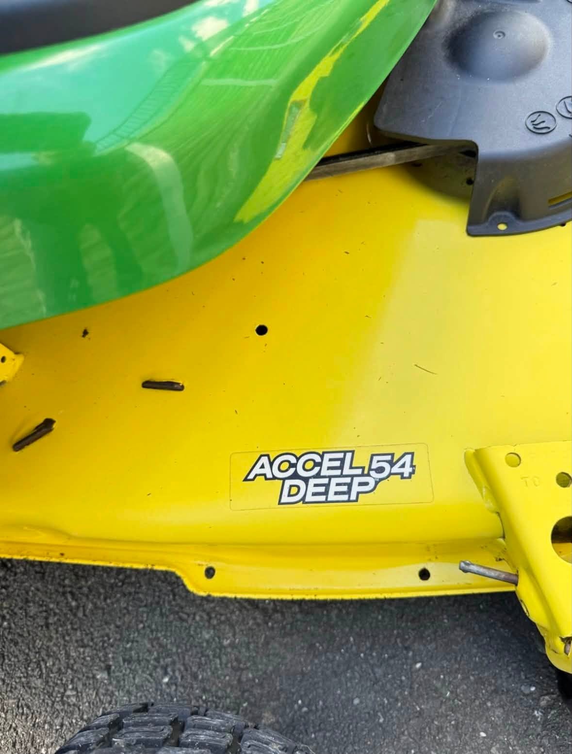 2017 John Deere X570 Ride-On Mower - Image 3