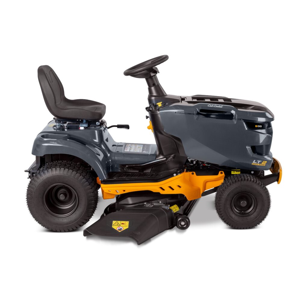 Cub Cadet X1 38 - Image 3